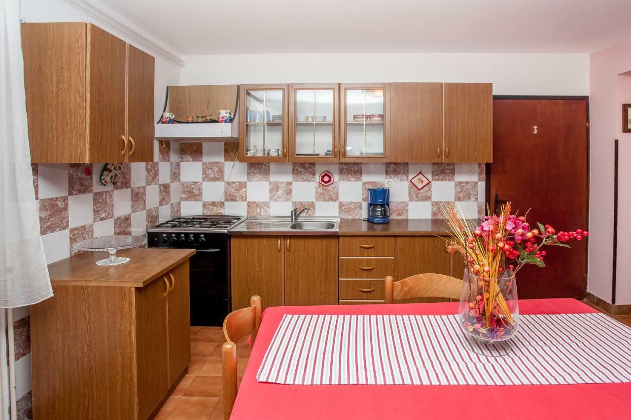 Apartment Regina 罗维尼 外观 照片